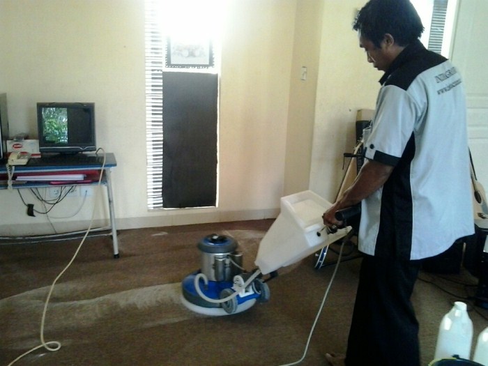 Jasa cuci karpet di Bali