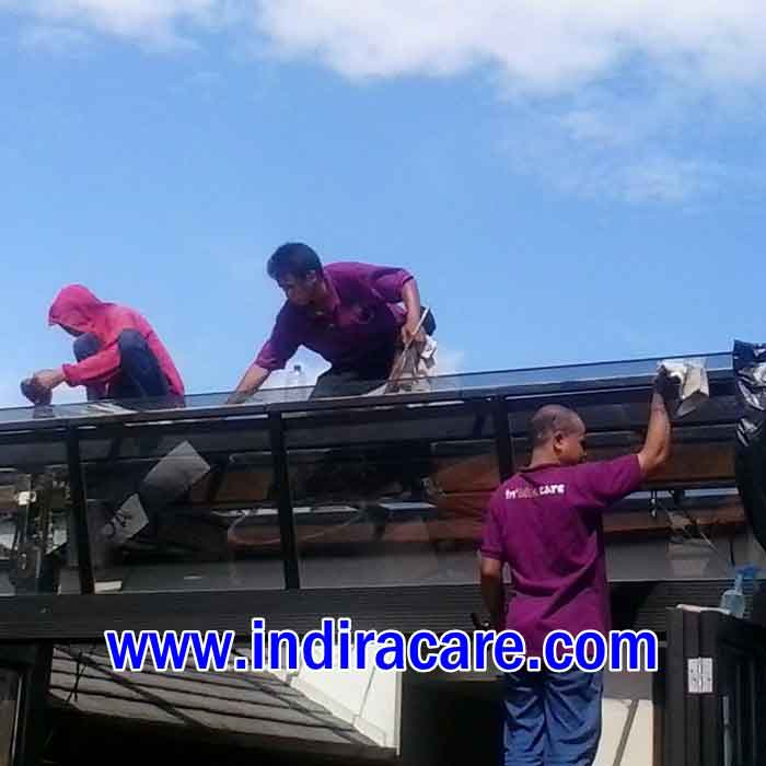 Jasa cuci kursi makan di Bali