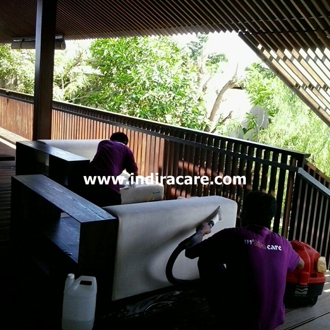 Jasa cuci sofa bed di Bali